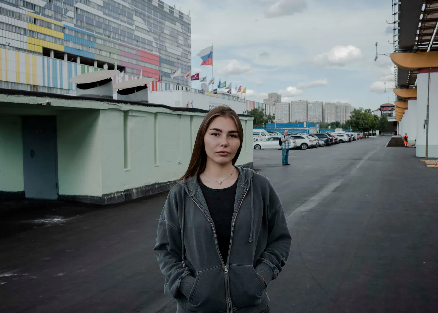 25-річна Мар’яна Наумова, колишня пауерліфтерка-підліток, тепер веде шоу на головному телеканалі, який контролюється Кремлем.